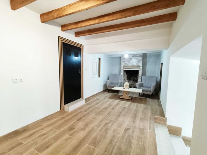 Image No.6-3 Bed Townhouse for sale