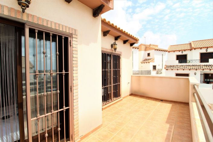 Image No.16-3 Bed Villa for sale