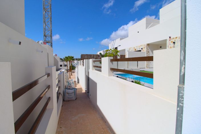 Image No.18-3 Bed Villa for sale