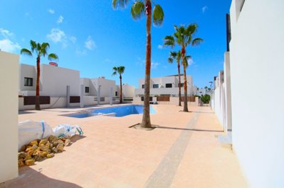 o1iog72vedt318cs4q41eqc1vbt28