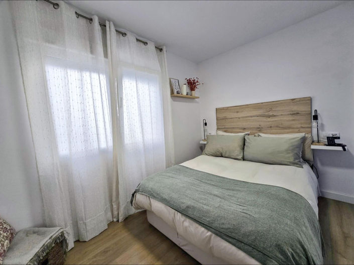 Image No.6-4 Bed Townhouse for sale