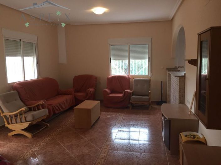 Image No.2-4 Bed Country House for sale