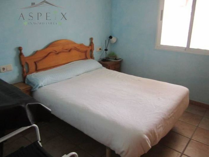 Image No.40-4 Bed Country House for sale