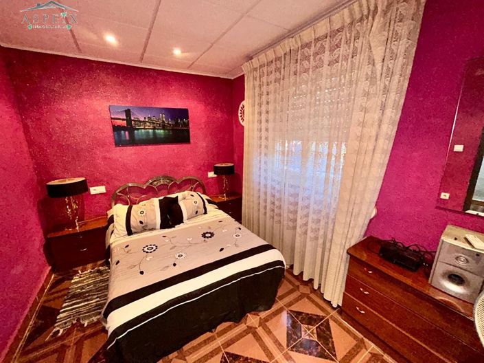 Image No.13-5 Bed Country House for sale