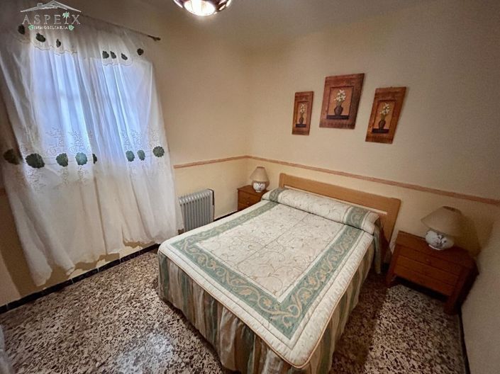 Image No.3-5 Bed Country House for sale