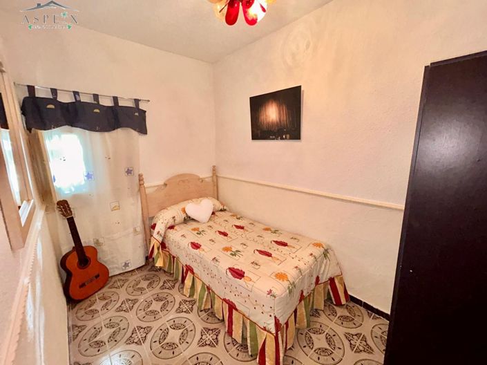 Image No.7-5 Bed Country House for sale