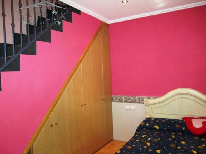 Image No.13-4 Bed Country House for sale