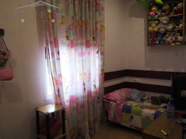 Image No.15-4 Bed Country House for sale