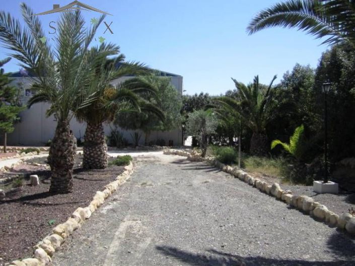 Image No.31-4 Bed Country House for sale