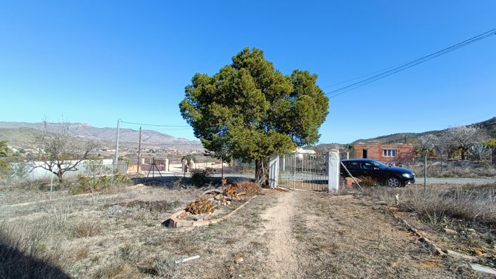 Image No.20-3 Bed Country House for sale