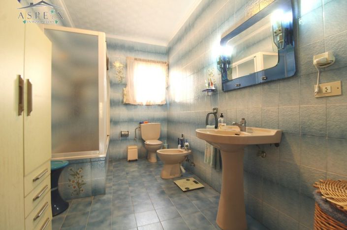 Image No.10-Maison de campagne de 4 chambres à vendre à Mutxamel