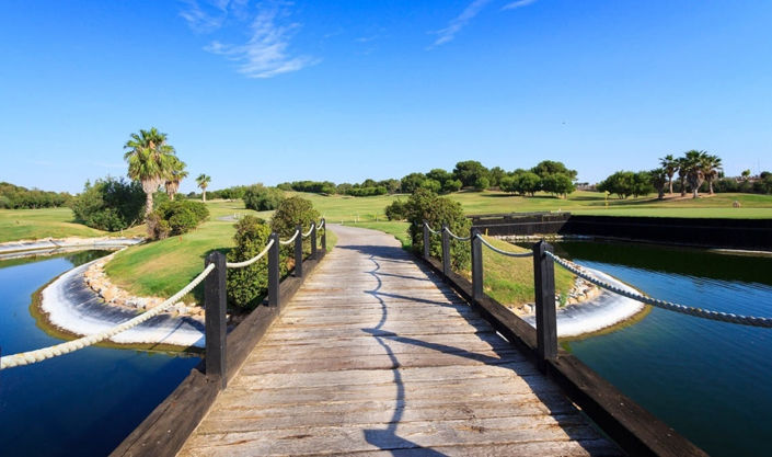 Image No.42-4 Bed Townhouse for sale