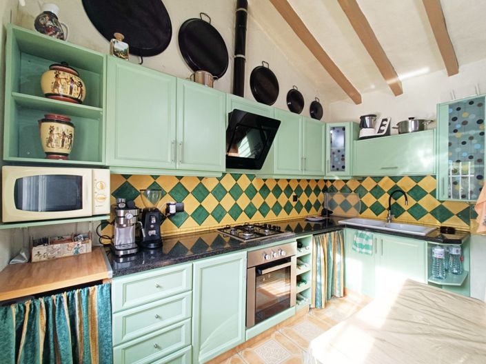 Image No.12-3 Bed Country House for sale