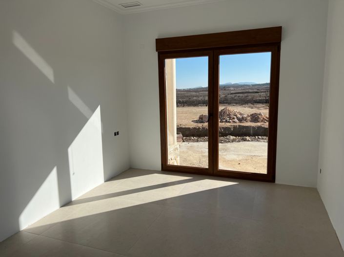 Image No.9-3 Bed Country House for sale