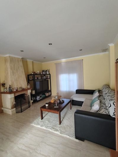 Image No.2-3 Bed Townhouse for sale