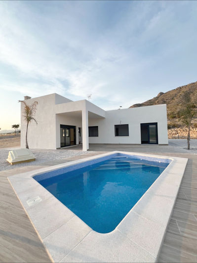 Image No.3-Villa de 3 chambres à vendre à Alicante