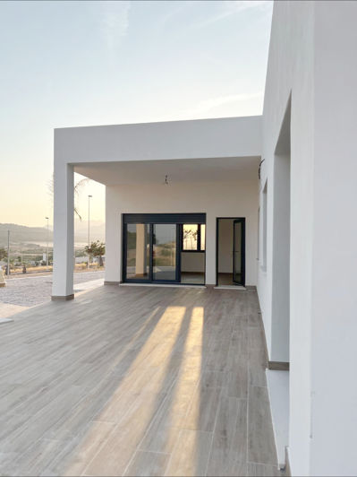 Image No.4-Villa de 3 chambres à vendre à Alicante