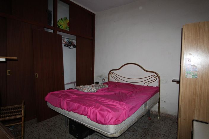 Image No.18-5 Bed Country House for sale