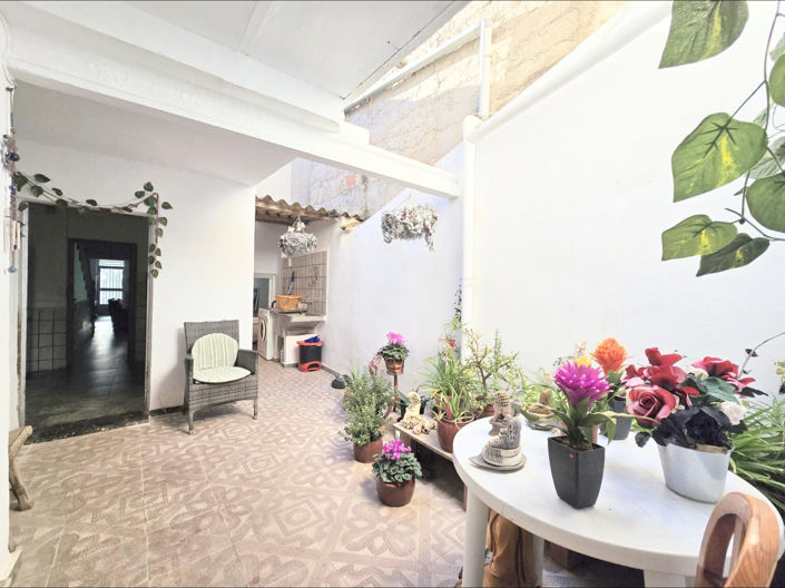 Image No.7-4 Bed Townhouse for sale