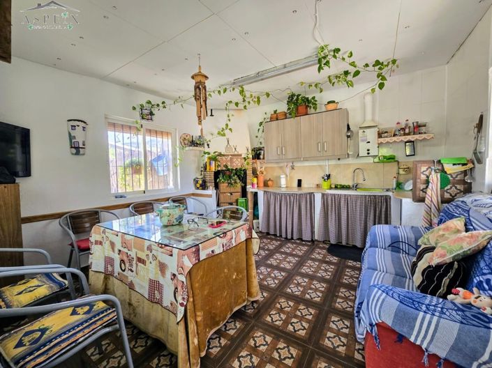 Image No.11-2 Bed Country House for sale