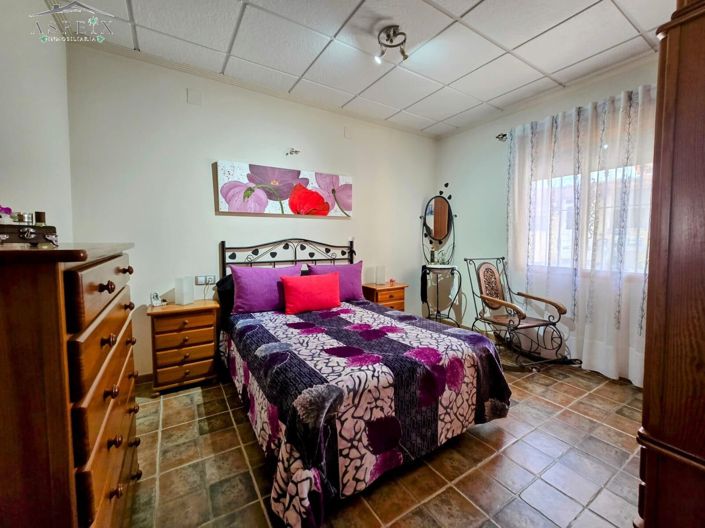 Image No.7-2 Bed Country House for sale