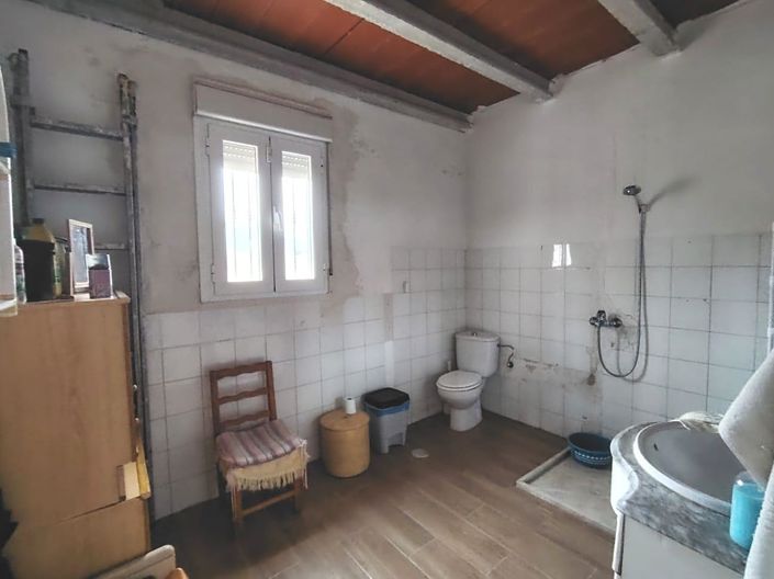 Image No.6-5 Bed Country House for sale