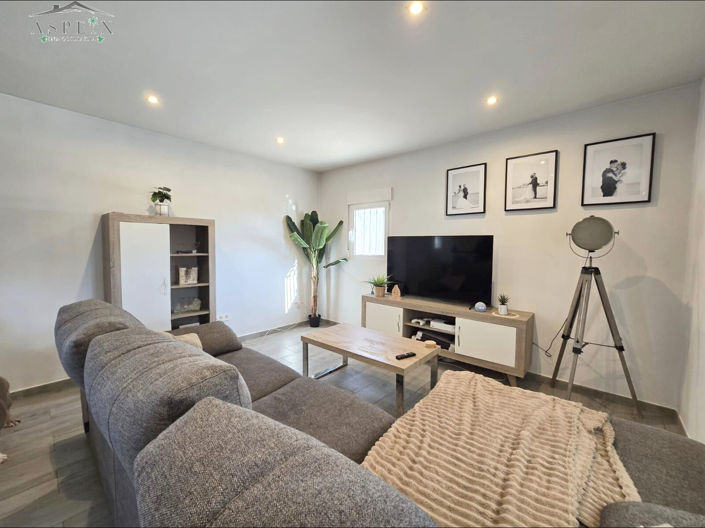 Image No.5-5 Bed Country House for sale