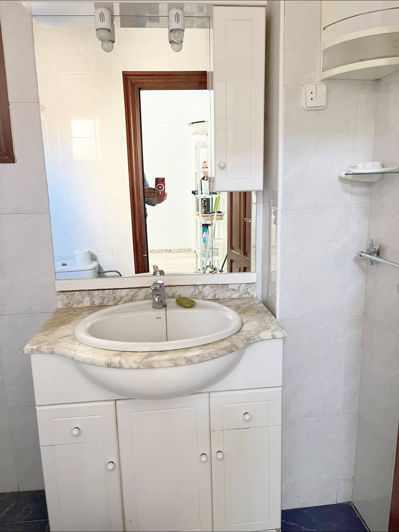 Image No.10-3 Bed House for sale