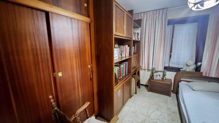 Image No.12-4 Bed Country House for sale