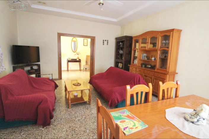 Image No.13-6 Bed Country House for sale