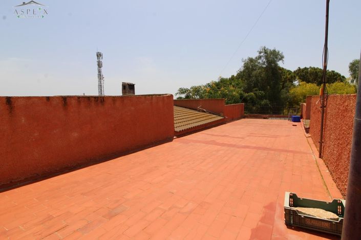 Image No.29-6 Bed Country House for sale