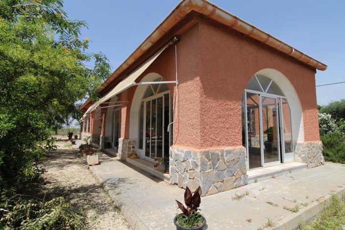 Image No.5-6 Bed Country House for sale