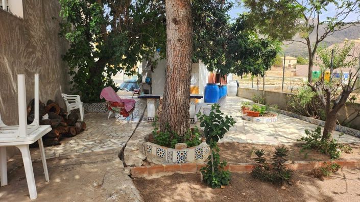 Image No.17-8 Bed Villa for sale