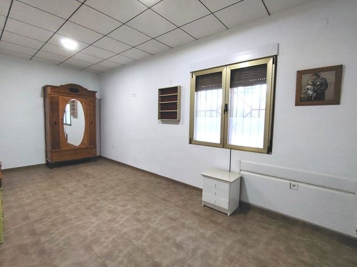 Image No.10-5 Bed Villa for sale