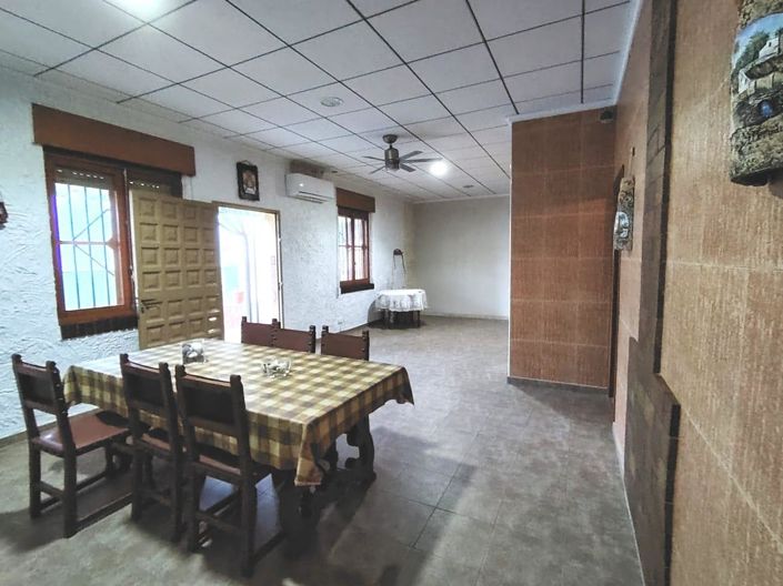 Image No.6-5 Bed Villa for sale