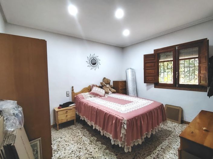 Image No.6-3 Bed Country House for sale