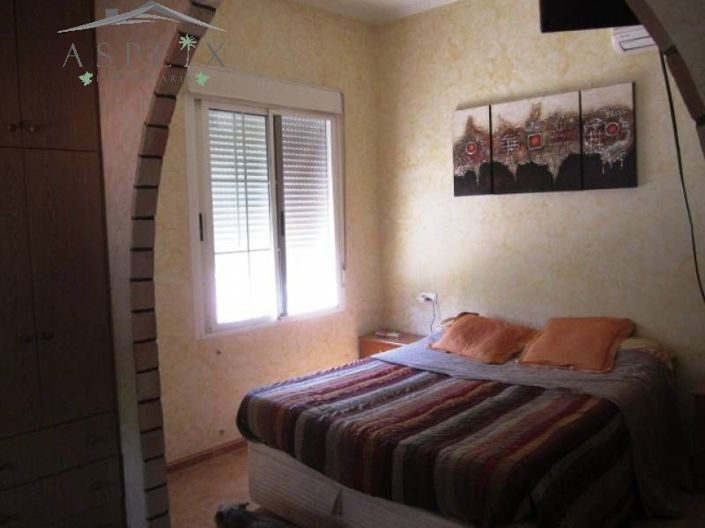 Image No.18-4 Bed Country House for sale