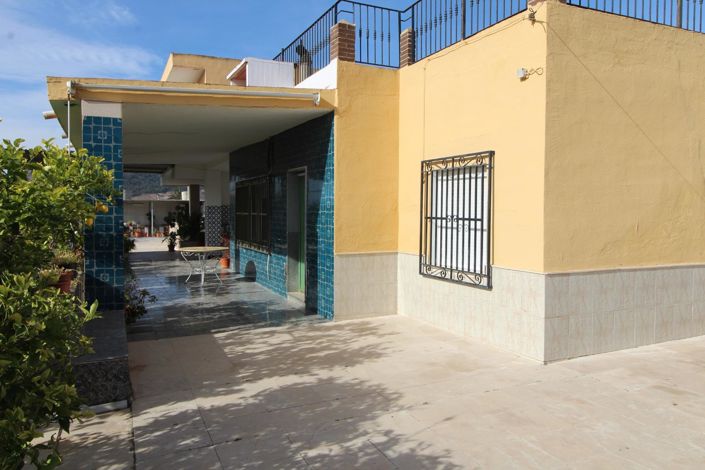 Image No.12-7 Bed Country House for sale