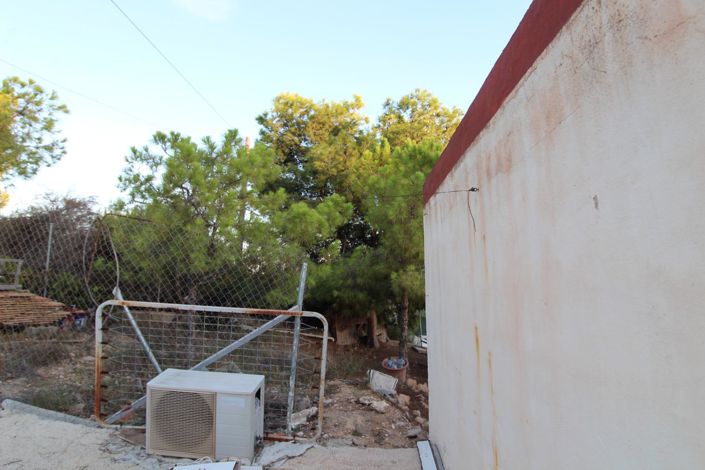 Image No.22-5 Bed Country House for sale