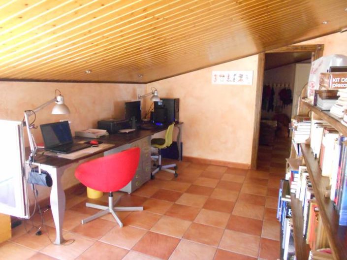 Image No.25-8 Bed Country House for sale