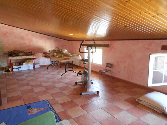 Image No.26-8 Bed Country House for sale