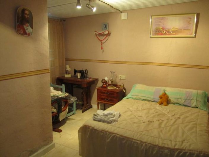 Image No.8-4 Bed Country House for sale