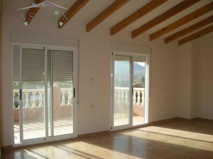 Image No.18-4 Bed Country House for sale