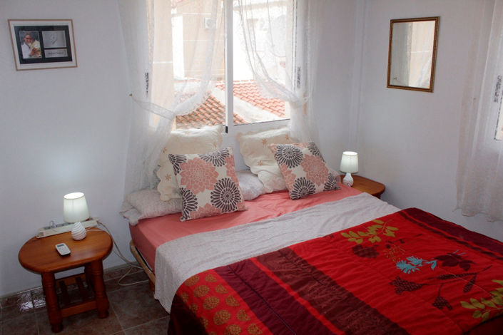 Image No.14-4 Bed Townhouse for sale