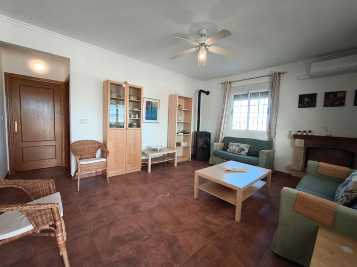 Image No.10-3 Bed Country House for sale