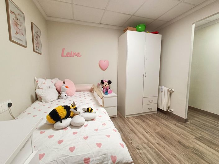 Image No.23-5 Bed Townhouse for sale