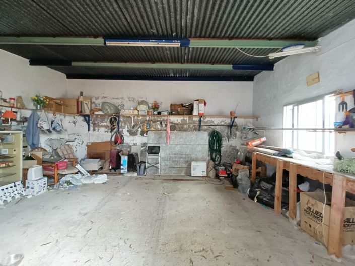 Image No.20-3 Bed Country House for sale