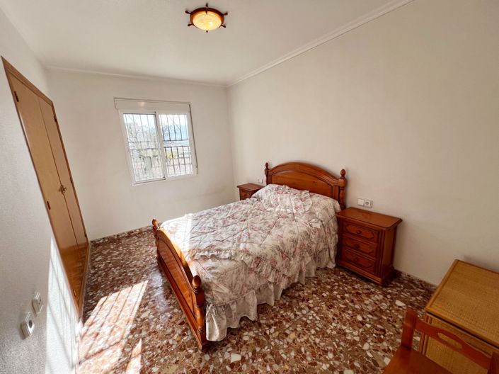 Image No.29-6 Bed Country House for sale