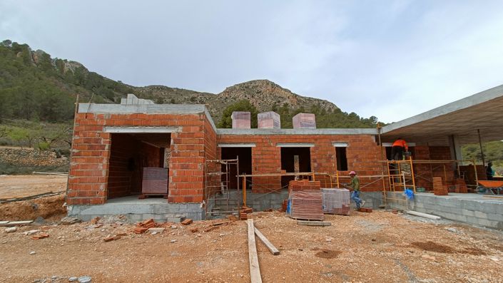 Image No.7-4 Bed Country House for sale