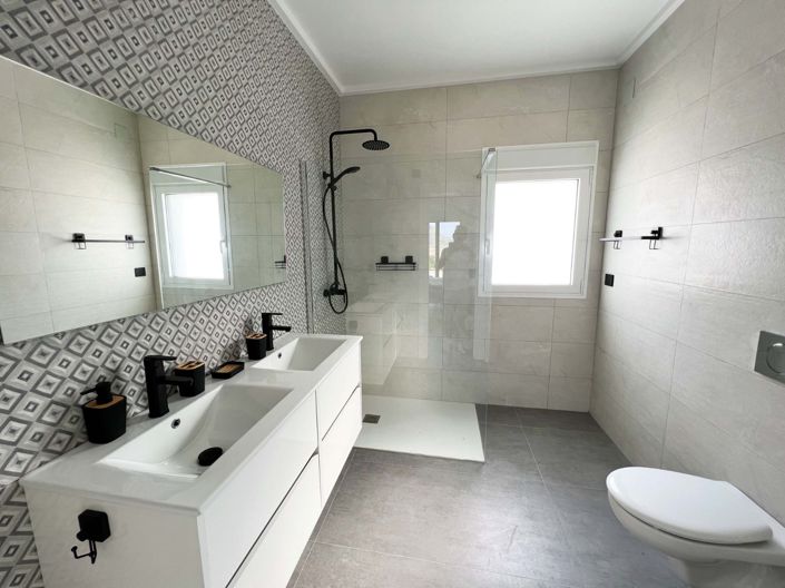 Image No.29-3 Bed Country House for sale